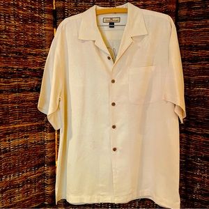 Tommy Bahama men’s, white, silk embroidered shirt M.